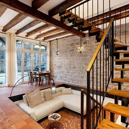 Daire Altes Kutschhaus *