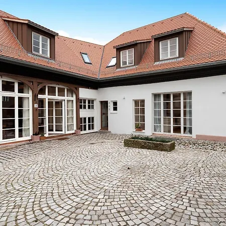 Altes Kutschhaus * غرنباخ
